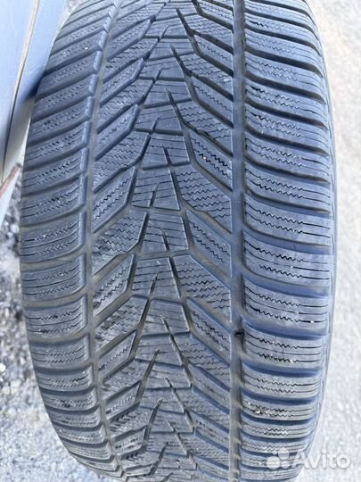 Hankook Winter I'Cept Evo 3 X W330A 285/45 R20 112V