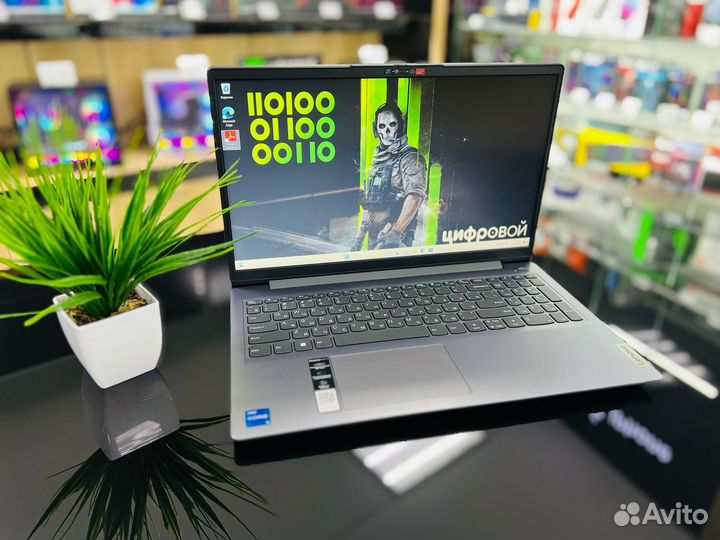 Мощный ноутбук Intel Core i5-1235U/DDR4-8/SSD-512