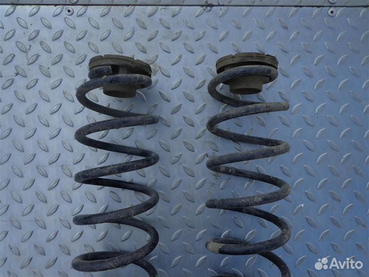 Пружина задняя VW Polo 5