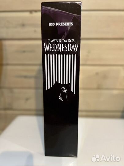 Фигкрка Уэнсдэй, Wednesday от Mezco