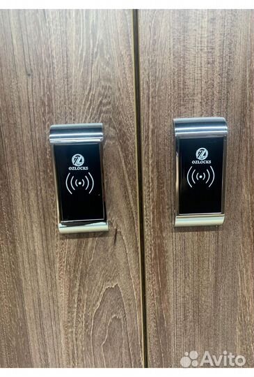 Электронные замки Ozlocks в раздевалку для фитнес