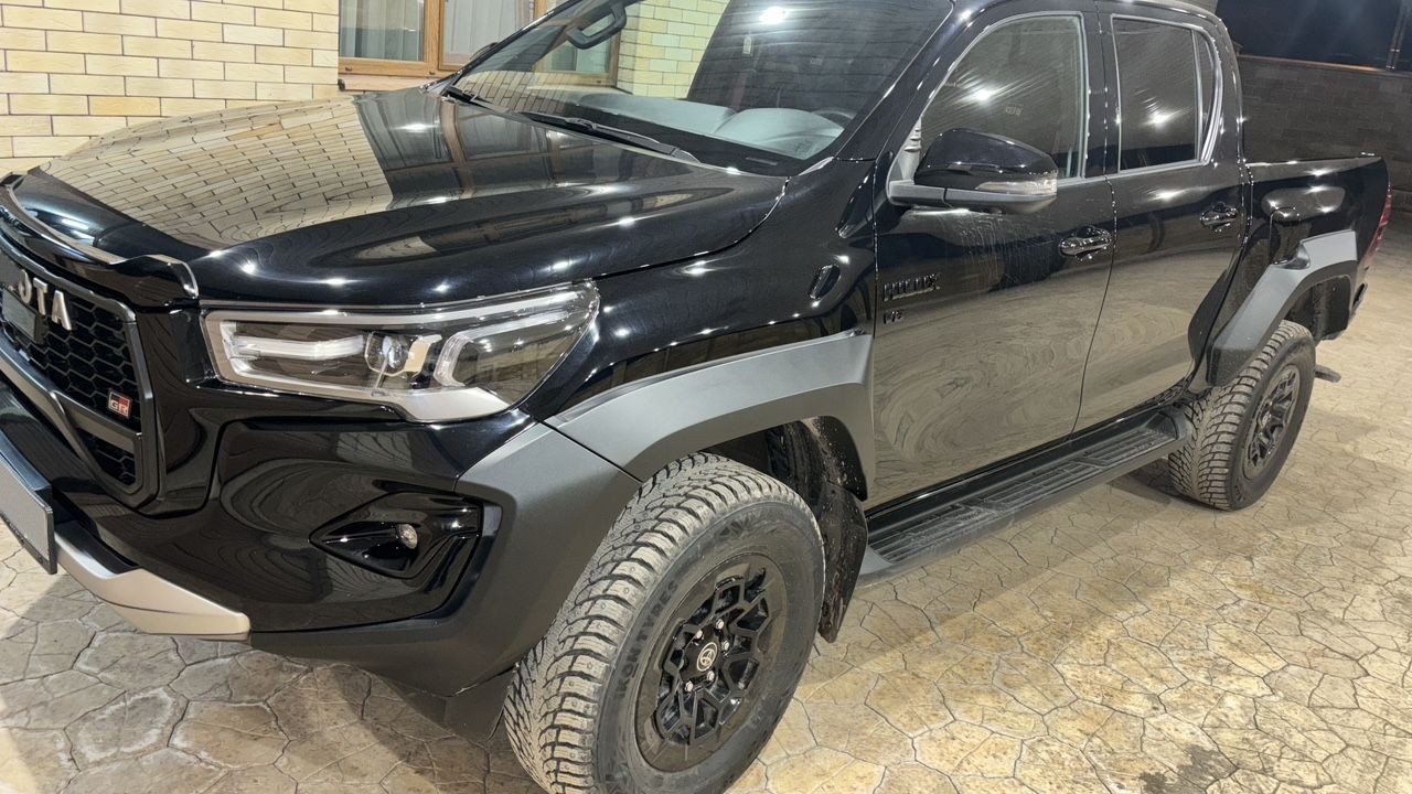 Toyota Hilux: фото из отзыва