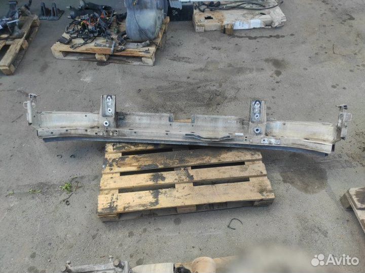 Усилитель бампера передний Volvo Fh 4