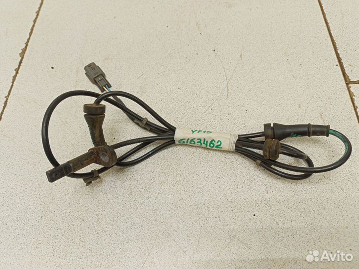 Датчик ABS передний Ниссан