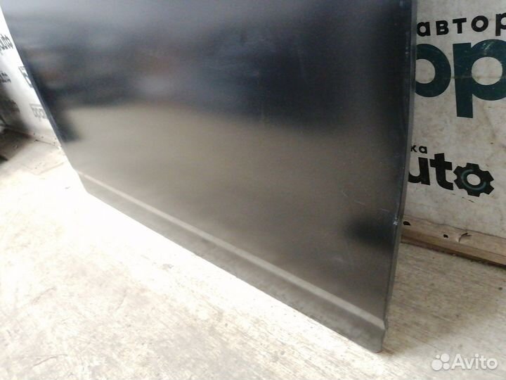 Панель двери передняя правая 67111-02070 Toyota