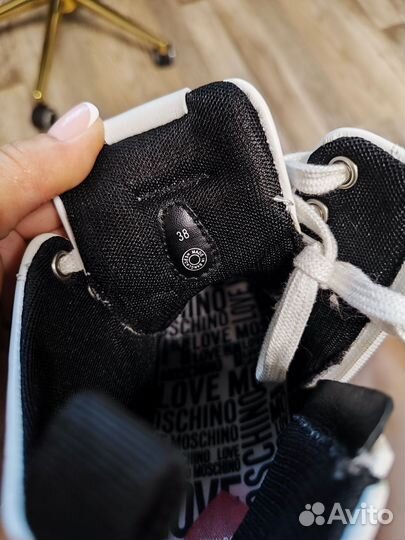 Ботинки Love moschino 38 р-р натуральная кожа