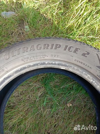 Goodyear UltraGrip Ice 2 215/55 R16