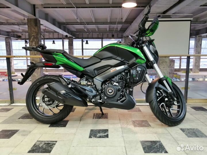 Мотоцикл Bajaj Dominar 400