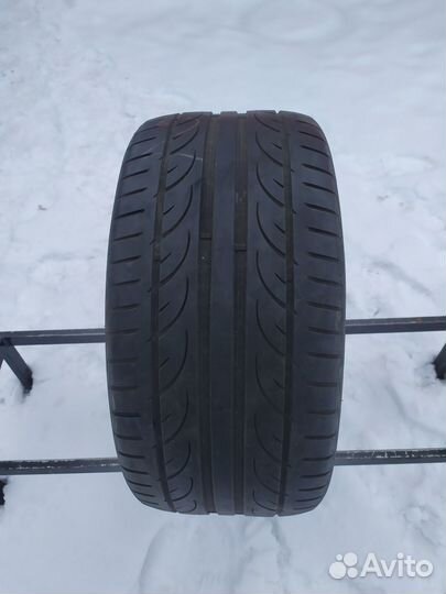 Hankook Ventus V12 Evo2 K120 275/35 R19 99W