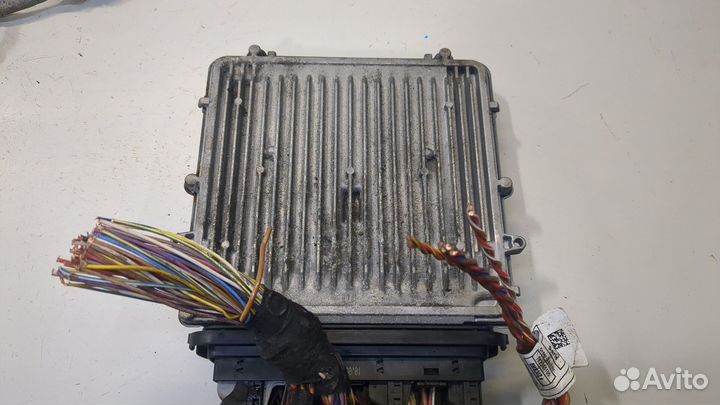 Блок управления двигателем BMW 5 F10, 2010