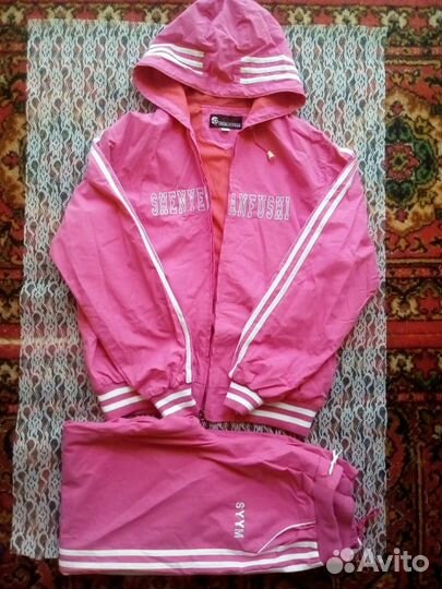 Спортивный костюм новый