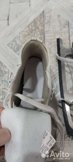 Коньки размер 35/36