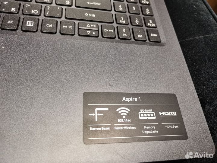 Ноутбук acer aspire 1