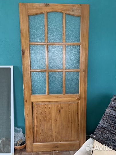 Дверь между комнатами деревянная