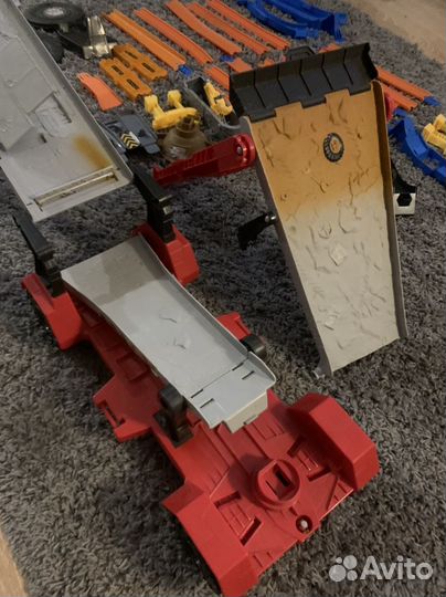 Гоночный трек hot wheels