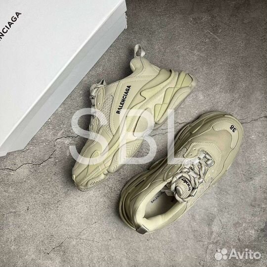 Balenciaga Triple S