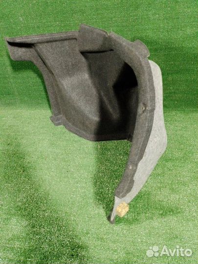 Обшивка багажника правая Toyota Belta KSP92 1KR-FE