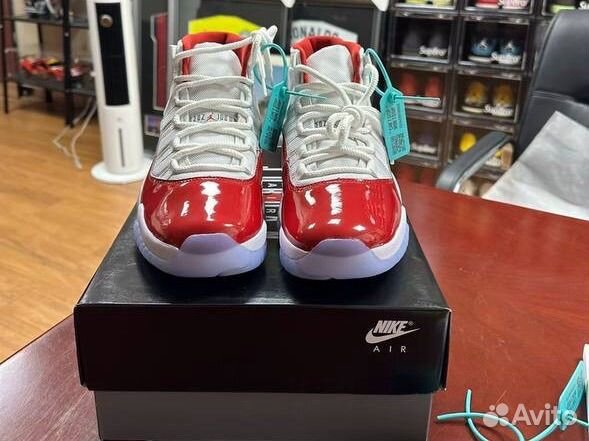 Jordan 11 varsity red(Оригинал)