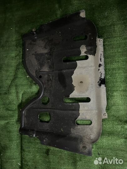 Защита двигателя Largus sandero ларгус сандеро