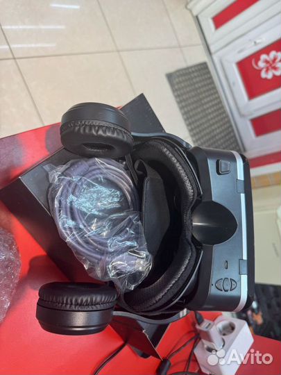 Игровая приставка Hiper hiper VR MAX