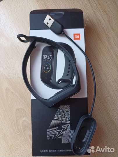 Фитнес браслет xiaomi mi band 4