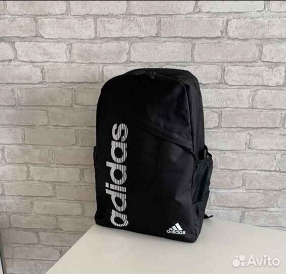 Рюкзак Adidas новый