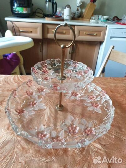 Ваза для фруктов (менажница) двухярусная