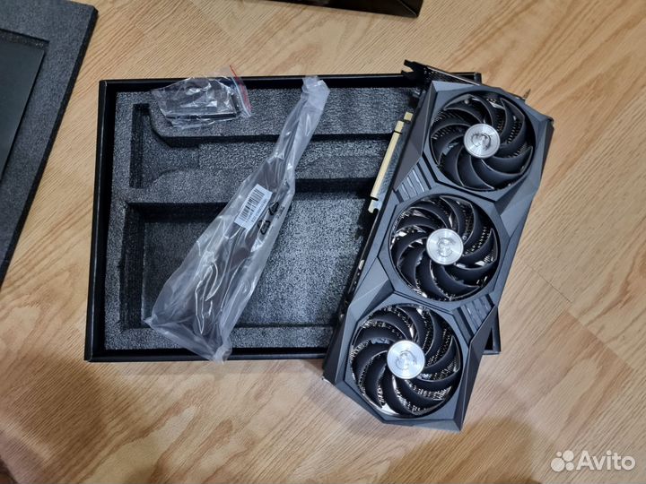 Видеокарта RTX 3060ti MSI Gaming trio (Samsung)