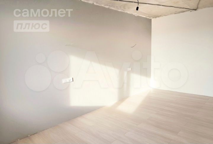 2-к. квартира, 70,2 м², 13/17 эт.