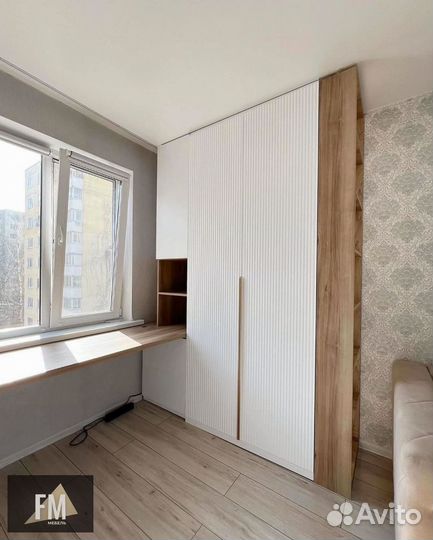 Шкаф в детскую