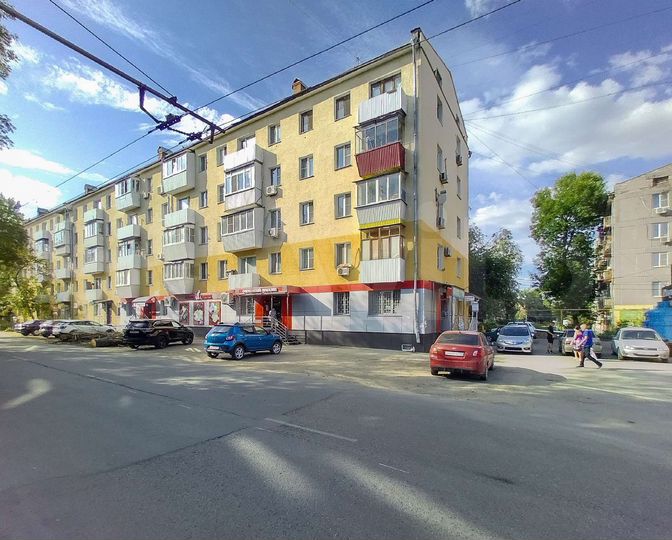 Торговое помещение на 1-ой линии, 22 м²