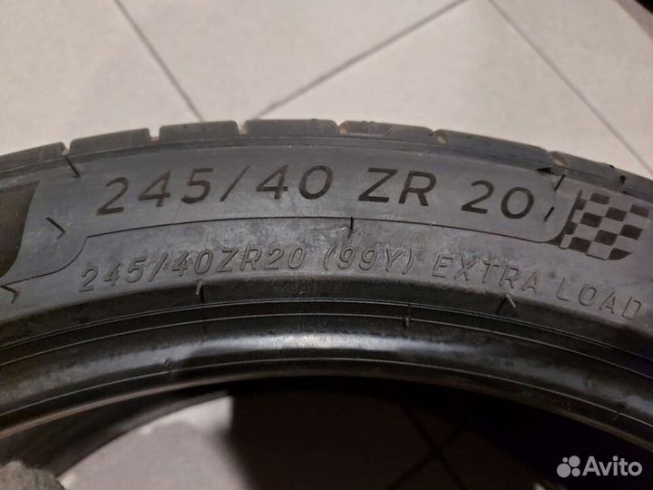 Michelin Pilot Sport 4 S 245/40 R20 99Y