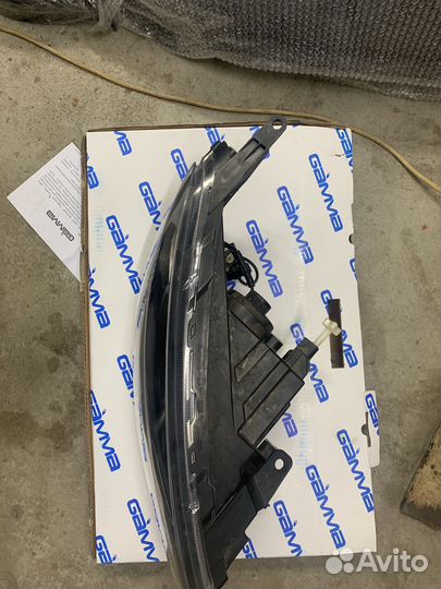 Передняя левая фары LADA vesta