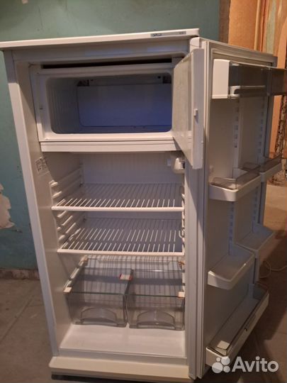 Холодильник Атлант в отличном состоянии