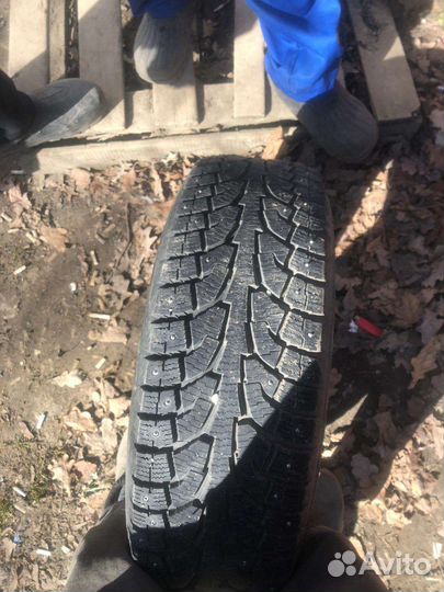 Hankook I'Pike RW11 215/65 R16