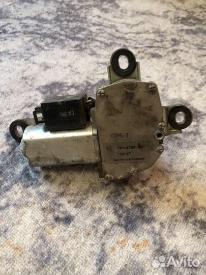 Моторчик на задний дворник ваз 2112