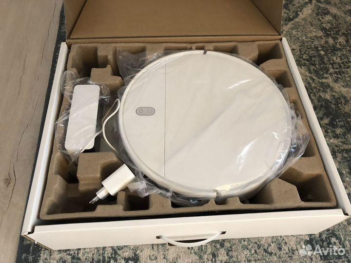 Робот пылесос xiaomi mi robot vacuum mop essential