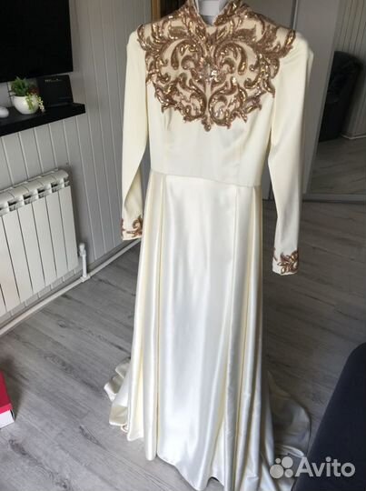 Платье на никах от Mira design