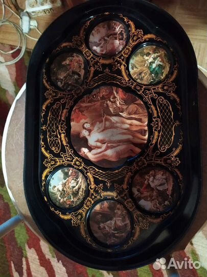 Отдам поднос