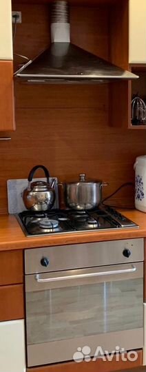 Электродуховой шкаф, варочная панель, вытяжка