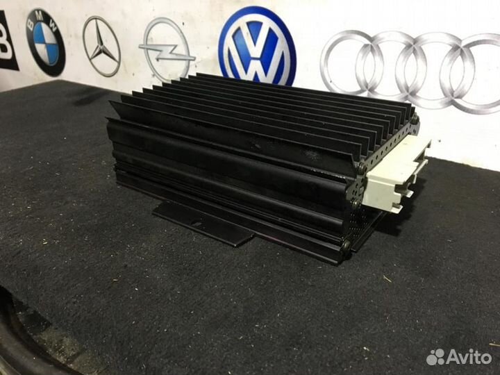 Усилитель звука на Мерседес Mersedes-Benz
