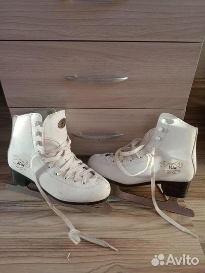 Коньки фигурные