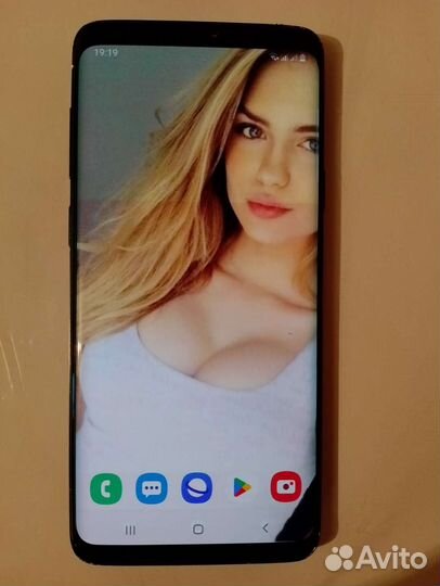 Мобильные телефоны бу samsungS9+