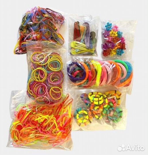 Подарочный набор заколок, резинок 780 предметов