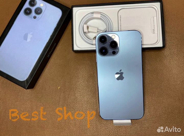 iPhone Xr в корпусе 14 Pro голубой