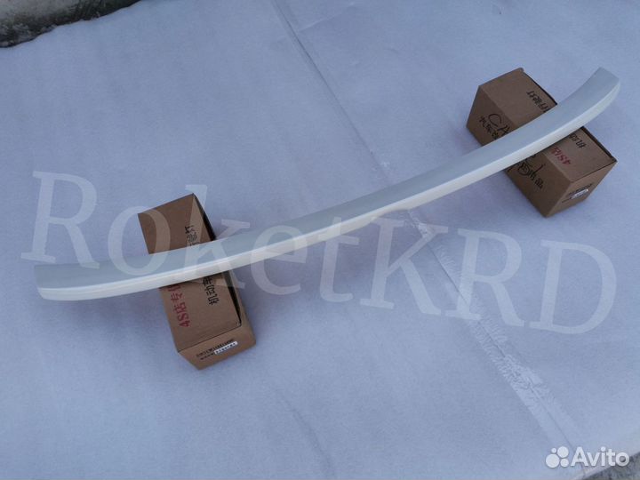 Спойлер Toyota Corolla 180 белый