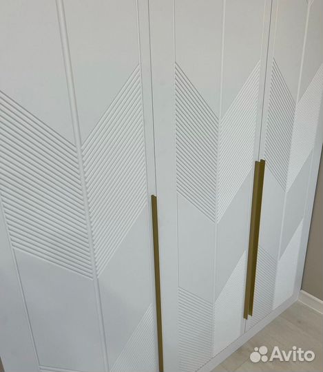 Стенка в гостиную