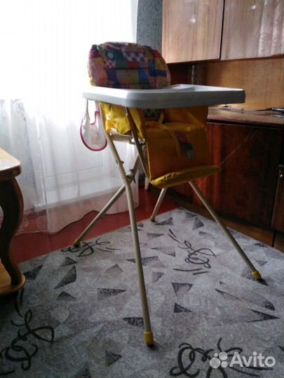 Столик для кормления