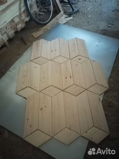 Стеновой паркет из хвои