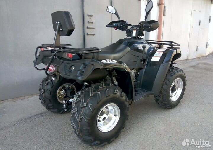 Квадроцикл Linhai-Yamaha D300 Витринный